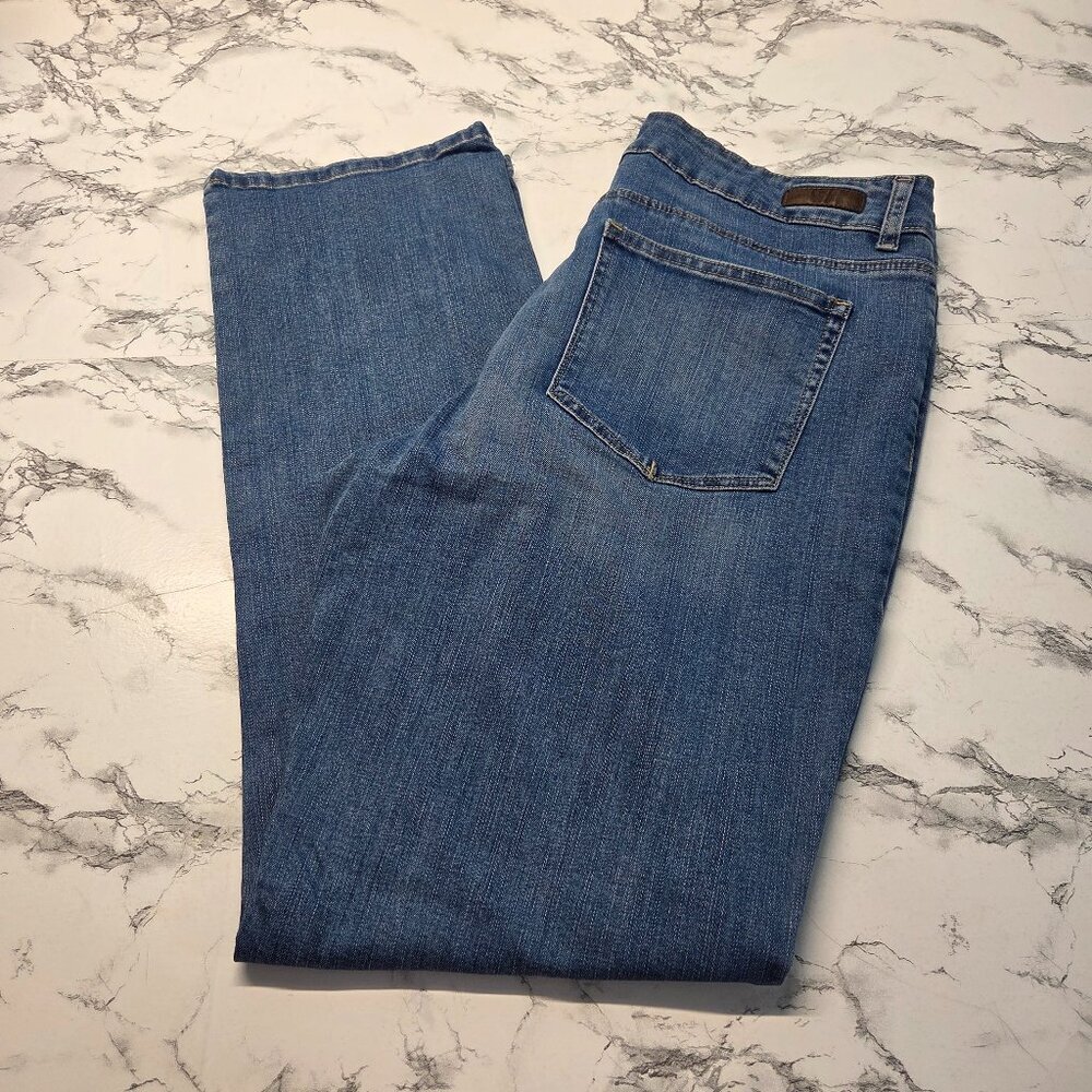 Lee Classic Fit Size 16 Medium Wash Denim Blue Straight Leg Jeans